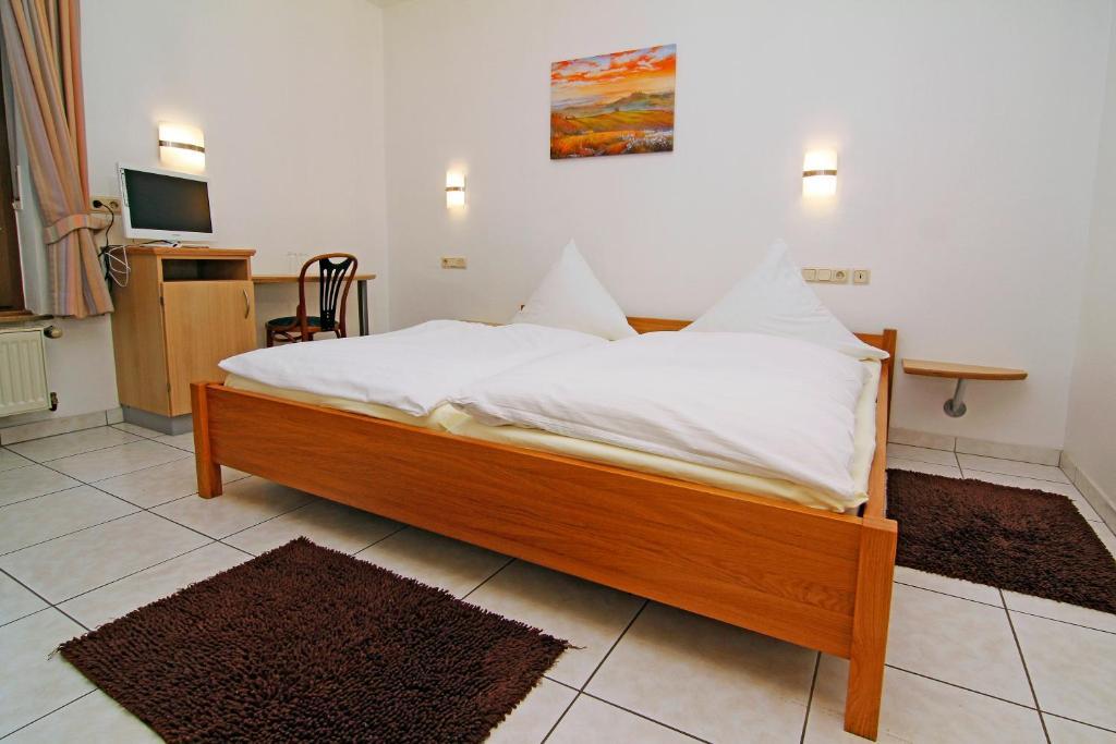 Zewener Hof - Garni Hotel Trier Quarto foto